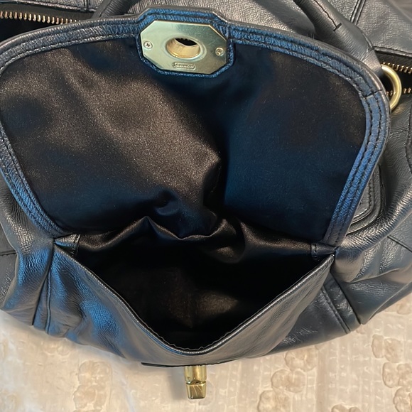 Coach Campbell Turnlock Satchel F25508 - Picture 13 of 15